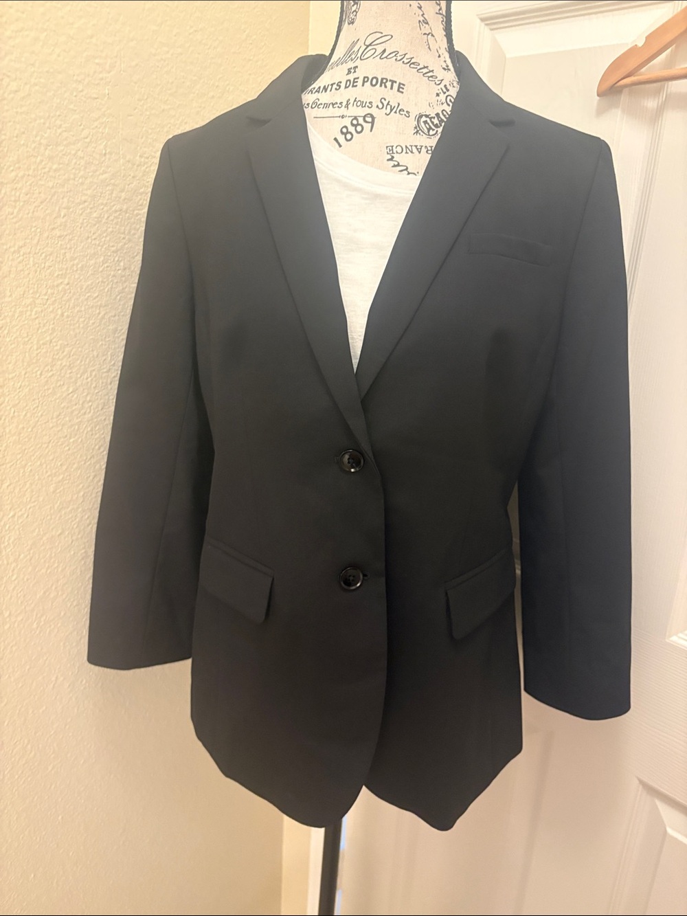 Banana Republic Black Tailored Women's Blazer 12P A111